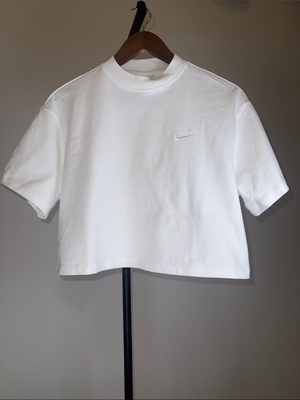 Nike White Cropped Crewneck Tee with Subtle Embroidered Swoosh